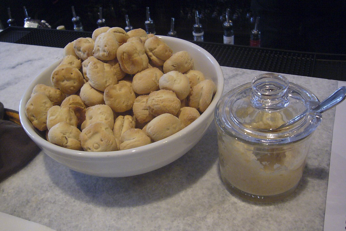 water cracker