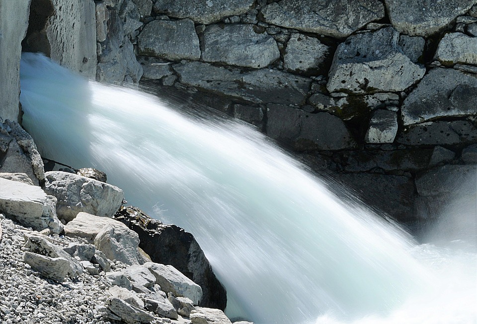 water gate
